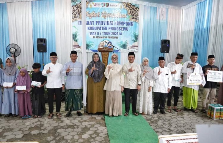 Wagub Jihan Nurlela Refleksi Satu Tahun Kepemimpinan dalam Safari Ramadan di Pringsewu