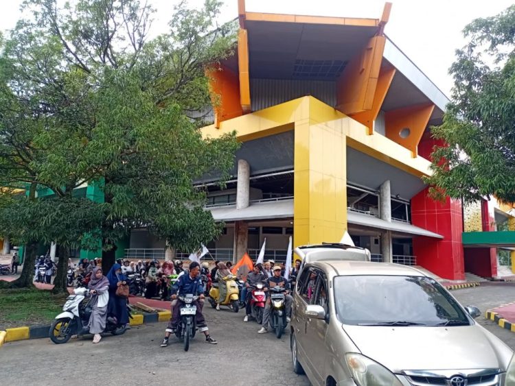 Semangat Ibadah dan Kebersamaan Warnai Pawai Ramadan Birohmah Unila