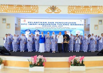 Pengukuhan IWAPI, Perempuan Didorong Jadi Penggerak Ekonomi