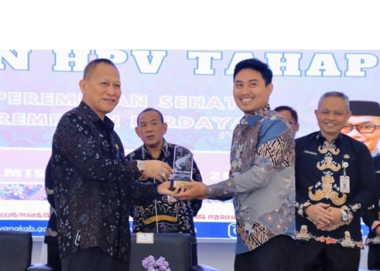 Langkah Bersejarah, Tulang Bawang Gelar Vaksinasi HPV Massal