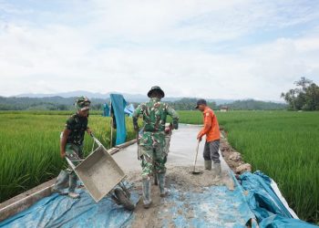 TMMD ke-127 Kodim 0421/Lampung Selatan Genjot RTLH, Sumur Bor hingga Rabat Beton di Pesawaran