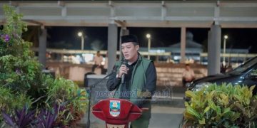 Bupati Pesisir Barat Dedi Irawan Lepas Pawai Takbiran Idul Fitri 1447 H, Serukan Kebersamaan