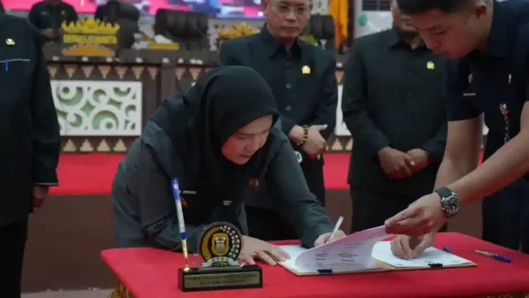 Lewat Rapat Paripurna, DPRD Bandar Lampung Sahkan Perda Pengelolaan Barang Milik Daerah