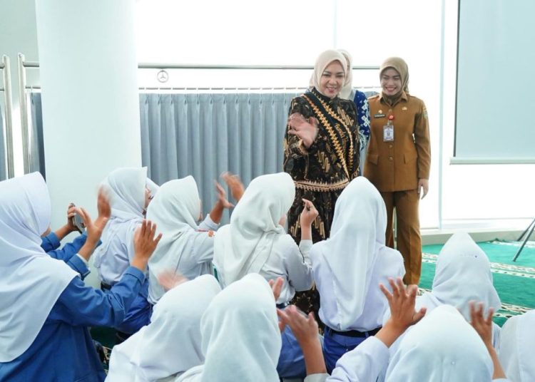 Momen Ramadan di Perpustakaan Lampung, Purnama Wulan Sari Tekankan Pentingnya Tadabur Al-Qur'an