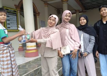 Aksi Sosial Mahasiswa Unila: Jumat Sedekah untuk Masyarakat