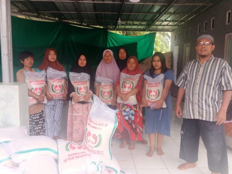 Pemkab Lampung Selatan Distribusikan Bantuan Pangan Pasca Banjir Jati Agung
