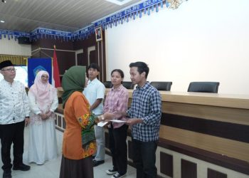 Semarak Ramadan, DWP Fakultas Teknik Unila Gelar Aksi Sosial Berbagi