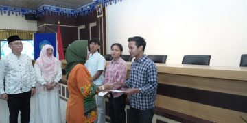 Semarak Ramadan, DWP Fakultas Teknik Unila Gelar Aksi Sosial Berbagi