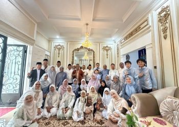 Idulfitri 1447 H: Halalbihalal Door-to-Door Warga Perumahan Bumi Puspa Kencana Rajabasa