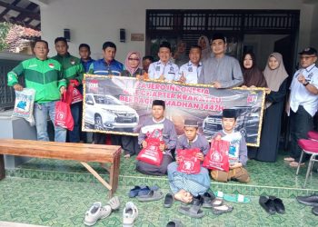 Komunitas PIO Chapter Krakatau Tebar Kepedulian Ramadan Lewat Pembagian Sembako