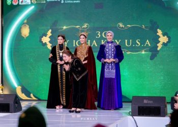 Icha Key Dorong Wastra Sumsel Go Global di Ajang Raya Fashion Kriya Sriwijaya