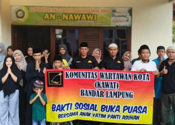 KAWAT Bandar Lampung Gelar Bakti Sosial, Santunan dan Buka Bersama Anak Yatim di Yayasan Nawawi