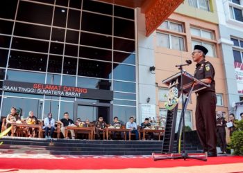 Dukung Ekonomi Rakyat, Kajati Sumbar Resmikan UMKM Mitra Adhyaksa