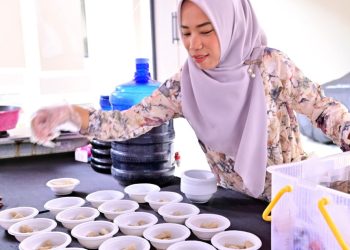 UMKM Kebanjiran Rezeki, Dagangan Habis Diborong dan Dibagikan Gratis di Lamban Rakyat