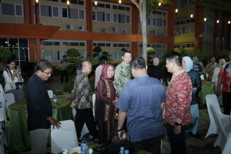 Rektor Unila Dorong Kolaborasi Strategis di Forum BKS PTN Barat Bidang Ilmu Sosial