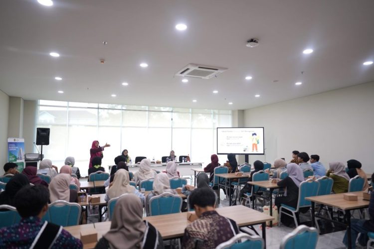 Cegah Overthinking, Pengurus UKM UIN Raden Intan Lampung Ikuti Penguatan Mental