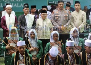 Wakil Bupati Pesisir Barat Hadiri Khotmil Al-Qur'an dan Manaqib di Ponpes Baroqotul Qodiri