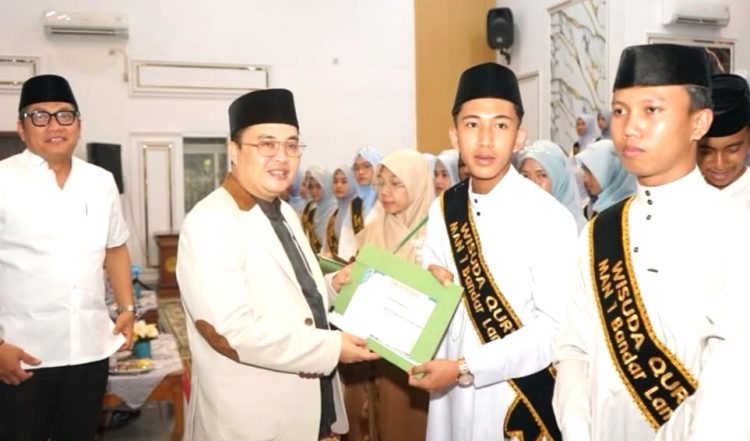 172 Tahfidz MAN 1 Bandar Lampung Diwisuda, 167 Siswa Tembus PTN