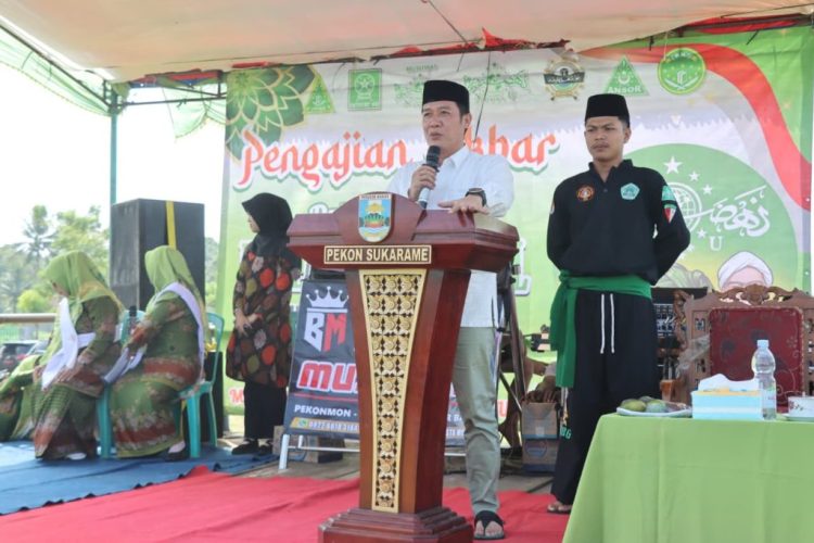 Bupati Pesisir Barat Hadiri Pengajian Akbar dan Halal Bihalal 1447 H di Ngaras