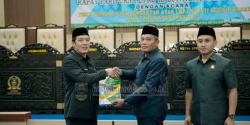 Bupati Dedi Irawan Sampaikan LKPJ 2025 dalam Rapat Paripurna DPRD Pesisir Barat