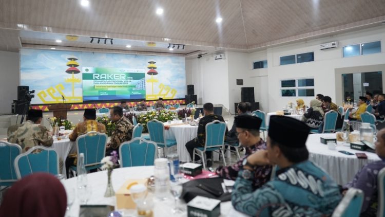 Digitalisasi dan Merit System Jadi Fokus Arahan Kemenag di Raker UIN RIL