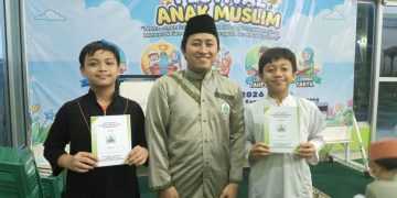 TPA Al Iman Gedong Meneng Bagikan Kartu Kendali Hafalan Al-Qur’an untuk Santri
