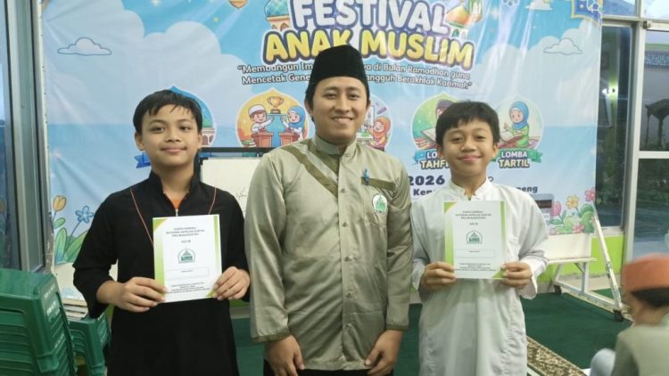 TPA Al Iman Gedong Meneng Bagikan Kartu Kendali Hafalan Al-Qur’an untuk Santri