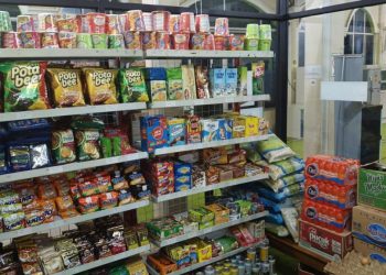 Ari Susanti Ajak Jamaah dan Warga Belanja di Al Iman Mart Gedong Meneng
