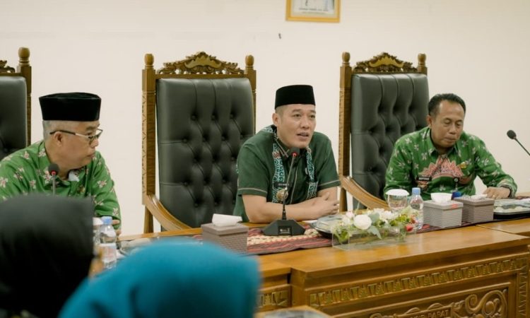 Pemkab Pesisir Barat Perkuat Fasilitas dan Tenaga Medis Lewat Audiensi Dokter