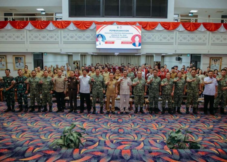 Sambut Mahasiswa Unhan RI, Sekdaprov Lampung Sebut Pertahanan Kuat Butuh Ketahanan Pangan
