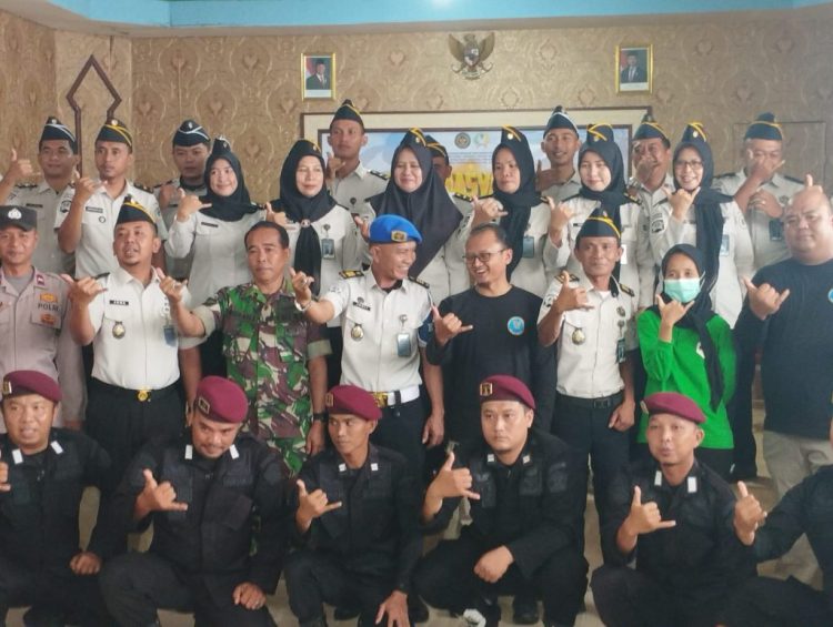 Gandeng TNI dan BNN, Lapas Kelas IIB Krui Pertegas Perang Lawan Handphone Ilegal dan Penipuan
