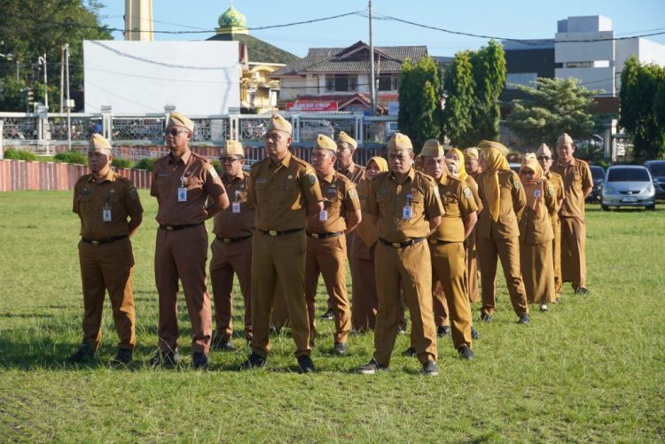 Sulpakar Sentil Pejabat Pemprov Lampung, Minta Jadi Pelopor Disiplin Pegawai
