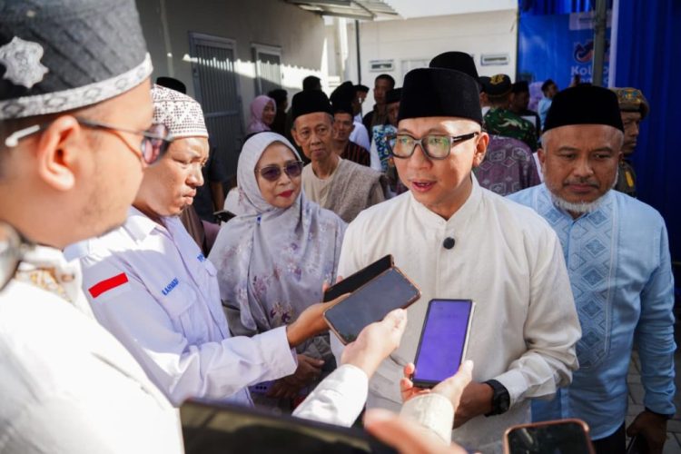 Bantu Biaya Sekolah Anak, Iyai Mirza Instruksikan BPKAD Percepat Pencairan Gaji ke-13