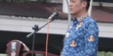 Pimpin Upacara Harkitnas, Bupati Dedi Irawan Soroti Kualitas SDM Pesisir Barat