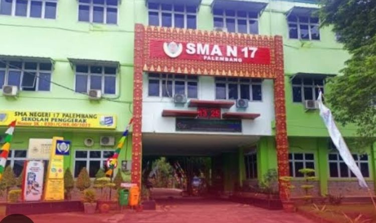 Kepala Sekolah SMAN 17 Palembang Ajak Guru dan Siswa Berinovasi di Era Merdeka Belajar