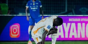 Dari Bhayangkara FC vs Persib: Helm Hilang, Amarah Ruang Ganti, Sampai Murka Suporter Tuan Rumah