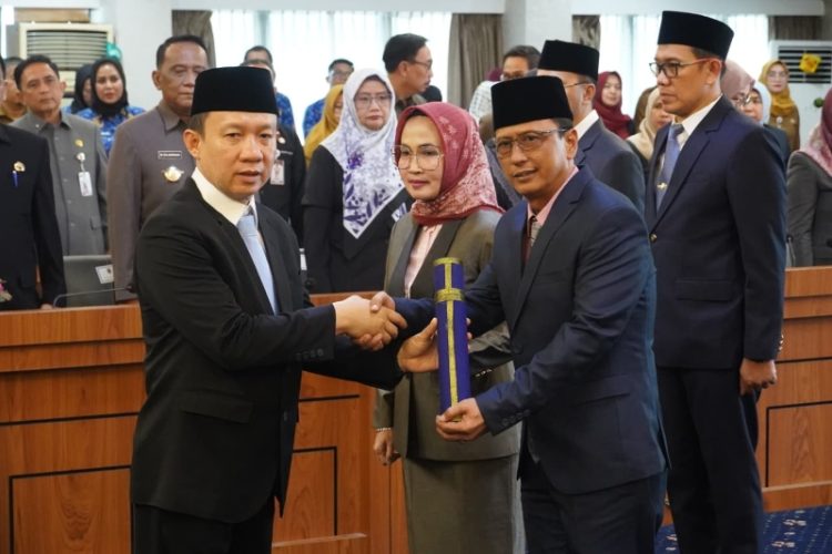 Enam Pejabat Eselon II Dilantik, Pemprov Lampung Tekankan Profesionalisme ASN