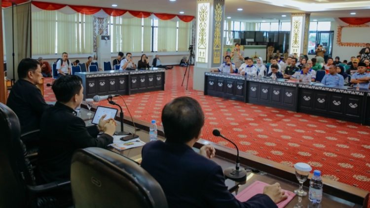 Dialog dengan Serikat Buruh, Sekdaprov Dorong Penguatan Pengawasan Ketenagakerjaan