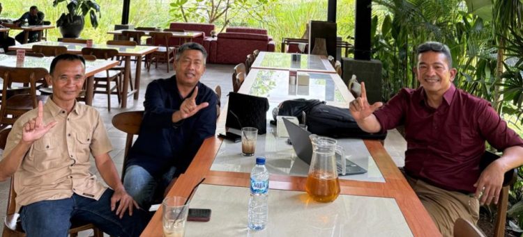 Sikambara dan Lembah Hijau Bahas Kolaborasi Nobar hingga Pembinaan SSB