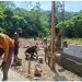 Satgas TMMD Ke-128 Kodim 0424/Tanggamus Mulai Pasang Bata Batako untuk Pembangunan RKB SD Batu Nyangka