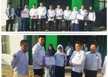Kemenag Kota Bandar Lampung Beri Penghargaan Siswa Juara Umum MTsN 1