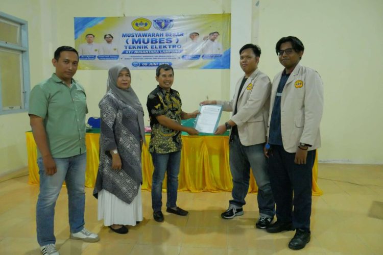 Gelar Mubes Dinamis, Pasangan Ari Ajirni dan Dimas Herdi Pimpin Hima Teknik Elektro STTN Lampung