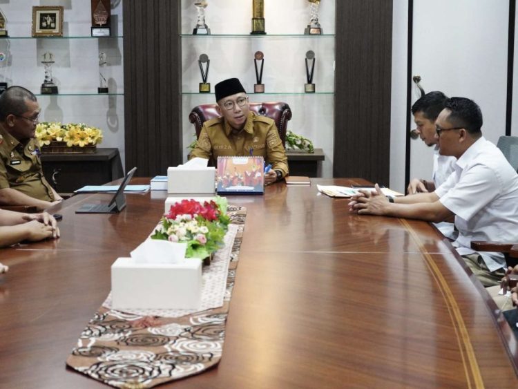 Gubernur Lampung Dukung Penuh Puluhan Anak Penerima PKH yang Tembus Bangku Kuliah