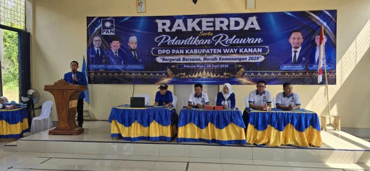 227 Pengurus Ranting PAN Way Kanan Resmi Dilantik di Pakuan Ratu