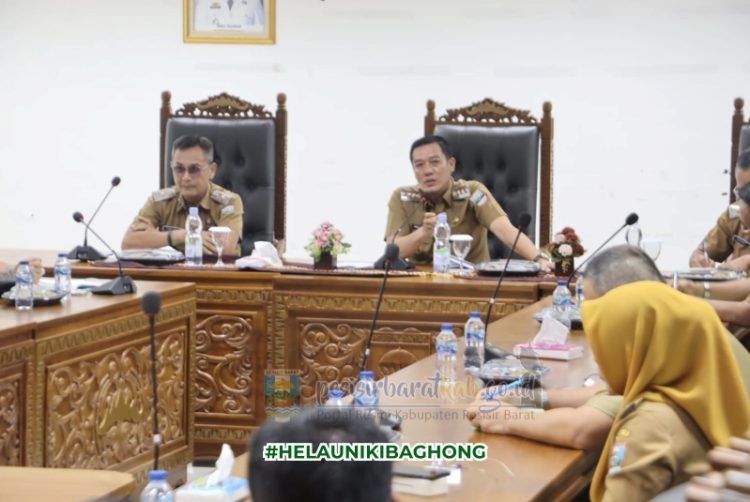 Optimalisasi Pendapatan Daerah Jadi Fokus, Bupati Pesisir Barat Tekankan Sinergi Lintas Sektor