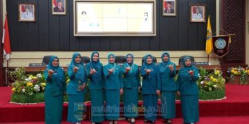 TP PKK Pesisir Barat Komitmen Dukung Pembangunan Daerah Melalui Pemberdayaan Keluarga