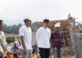 Bupati Egi Tinjau Progres Kampung Nelayan Merah Putih di Kunjir