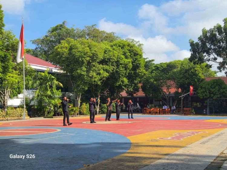 Kenalkan Karakter dan Budaya Sekolah, Kepala SMAN 6 Palembang Resmi Tutup Kegiatan MPLS