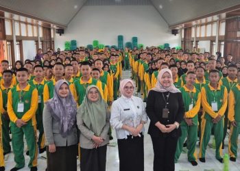 Jadi Narasumber MPLS, Jaksa Fungsional Kejari Banyuasin Bedah Modus Kejahatan Siber Depan Siswa
