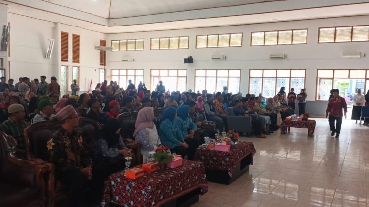 Pasca Iduladha, BAZNAS & TP PKK Palembang Bagikan Daging Sapi Murni untuk Warga Sukarami